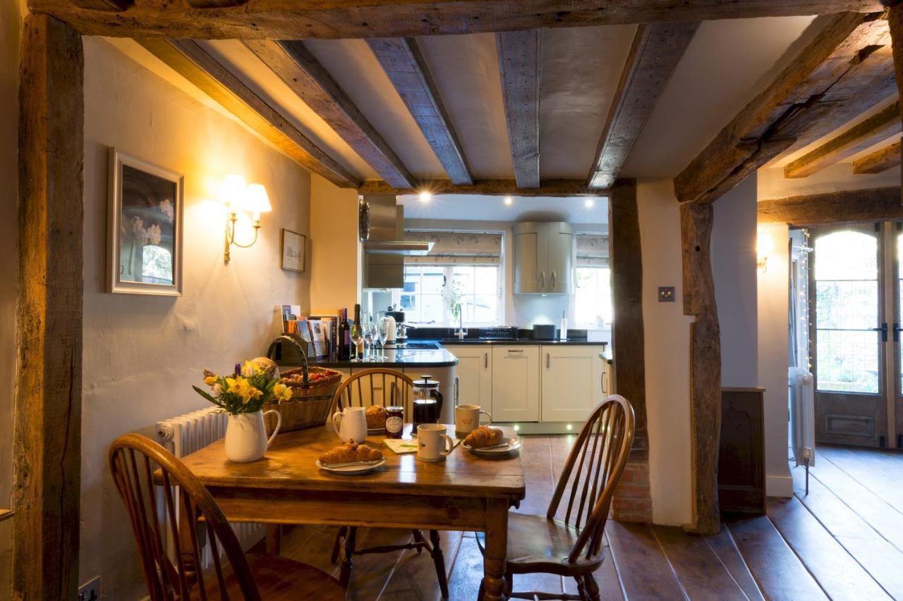 Miller Cottage A Luxury 1550'S Cottage In The Historic Centre Of Saffron Walden Extérieur photo