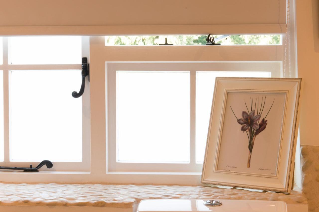 Miller Cottage A Luxury 1550'S Cottage In The Historic Centre Of Saffron Walden Extérieur photo